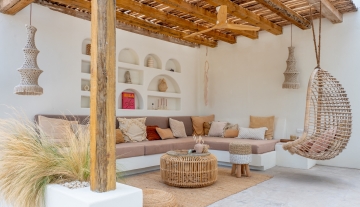 Resa Estates port des Torrent sale koop finca Ibiza llounge exterior.jpg